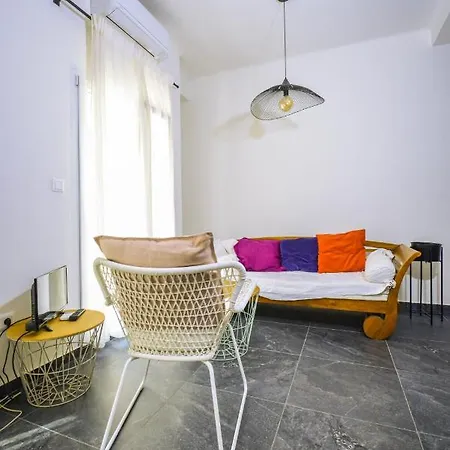 Gorgeous In The Center Apartment *